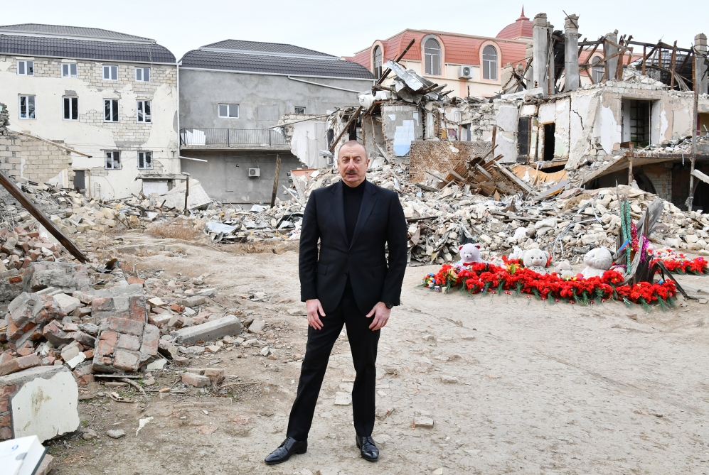 Ильхам Алиев дал интервью агентству АЗЕРТАДЖ