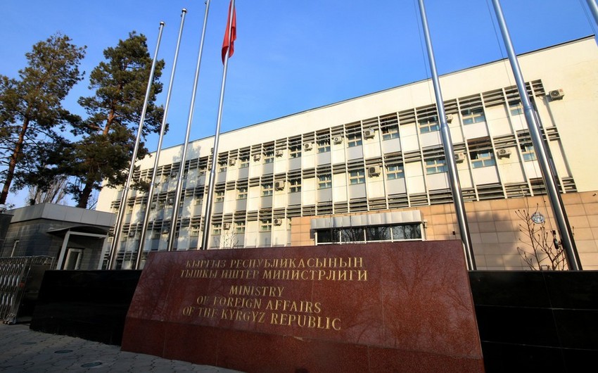 Кыргызстан начал эвакуацию своих граждан из Казахстана