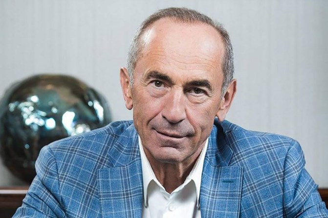Иск Кочаряна против Пашиняна рассмотрят позже