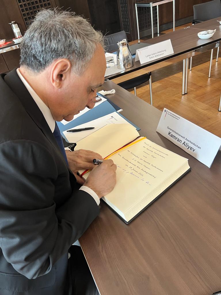 Кямран Алиев провел встречу с германским коллегой
