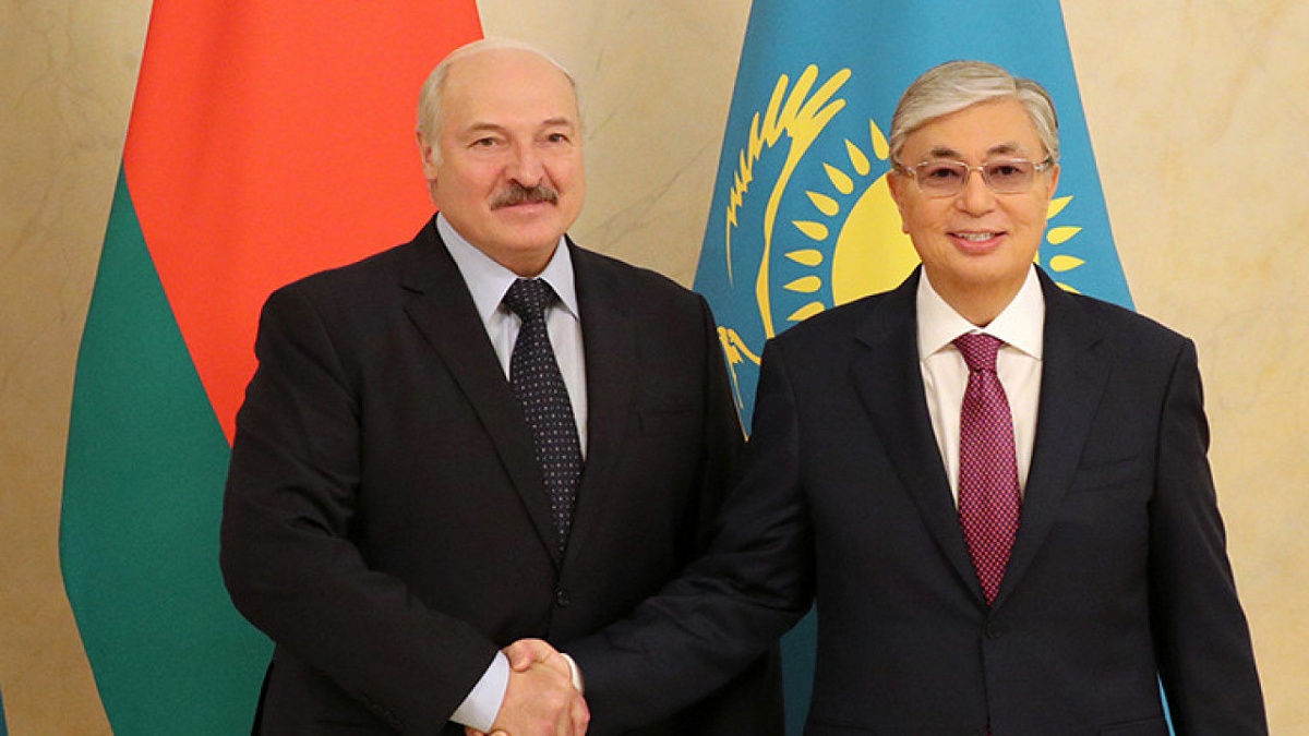 Лукашенко провел переговоры с Токаевым и Путиным по эскалации в Казахстане