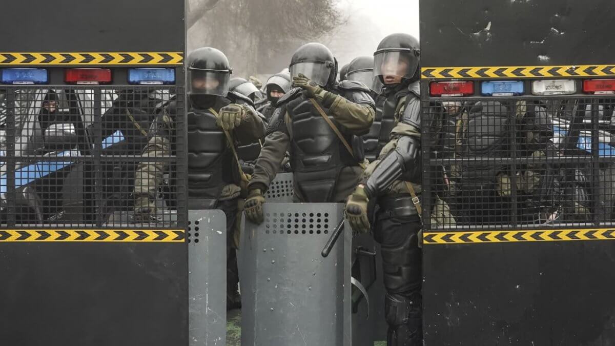 Антитеррористическая операция продолжается в трех регионах Казахстана