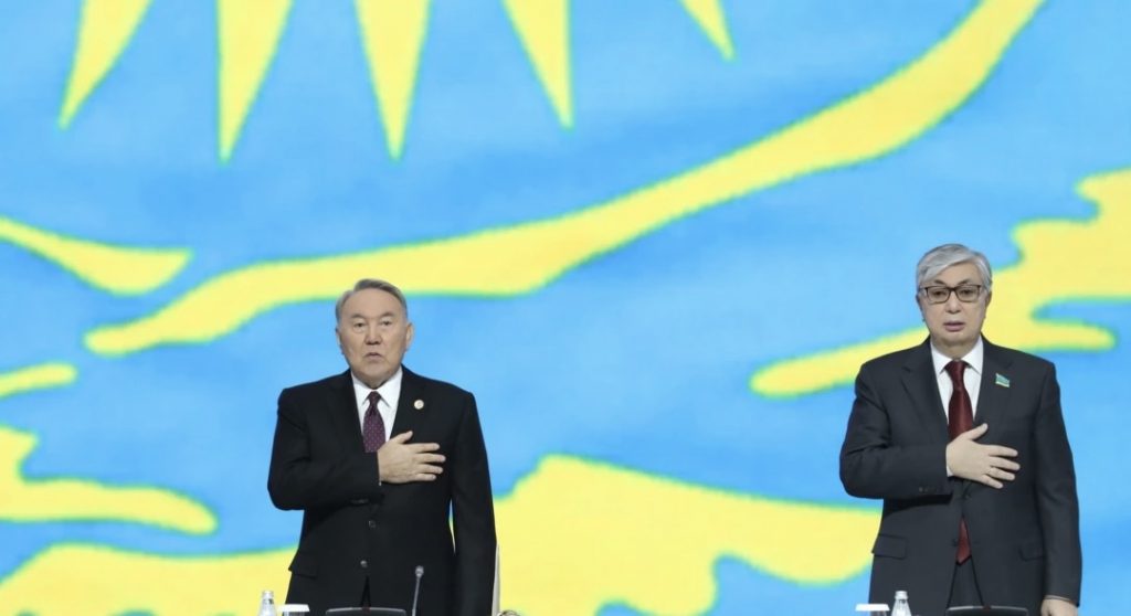 Пресс-секретарь Назарбаева: первый президент Казахстана добровольно покинул пост главы Совбеза
