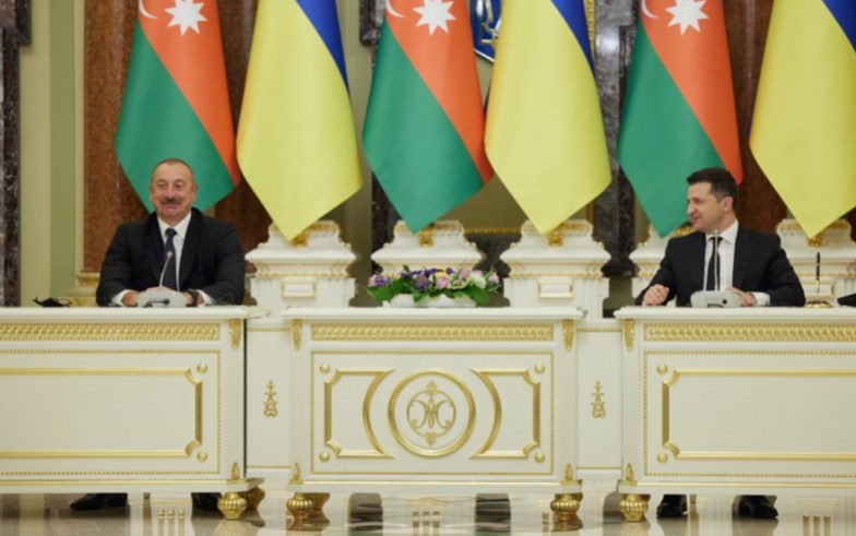 Украина и Азербайджан защищают интересы друг друга, заявил президент Алиев