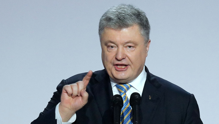 Порошенко обвинил Зеленского в желании стать диктатором
