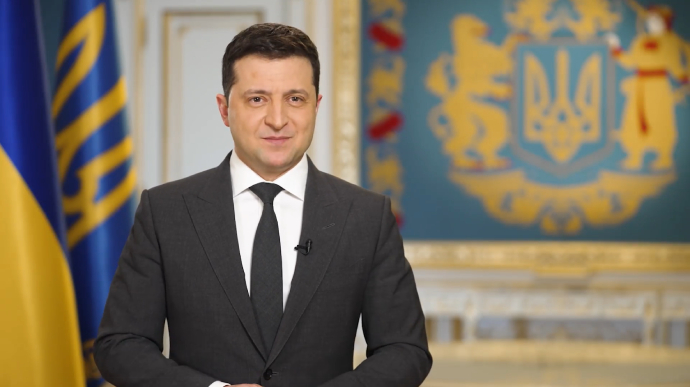 Зеленский обратился к согражданам