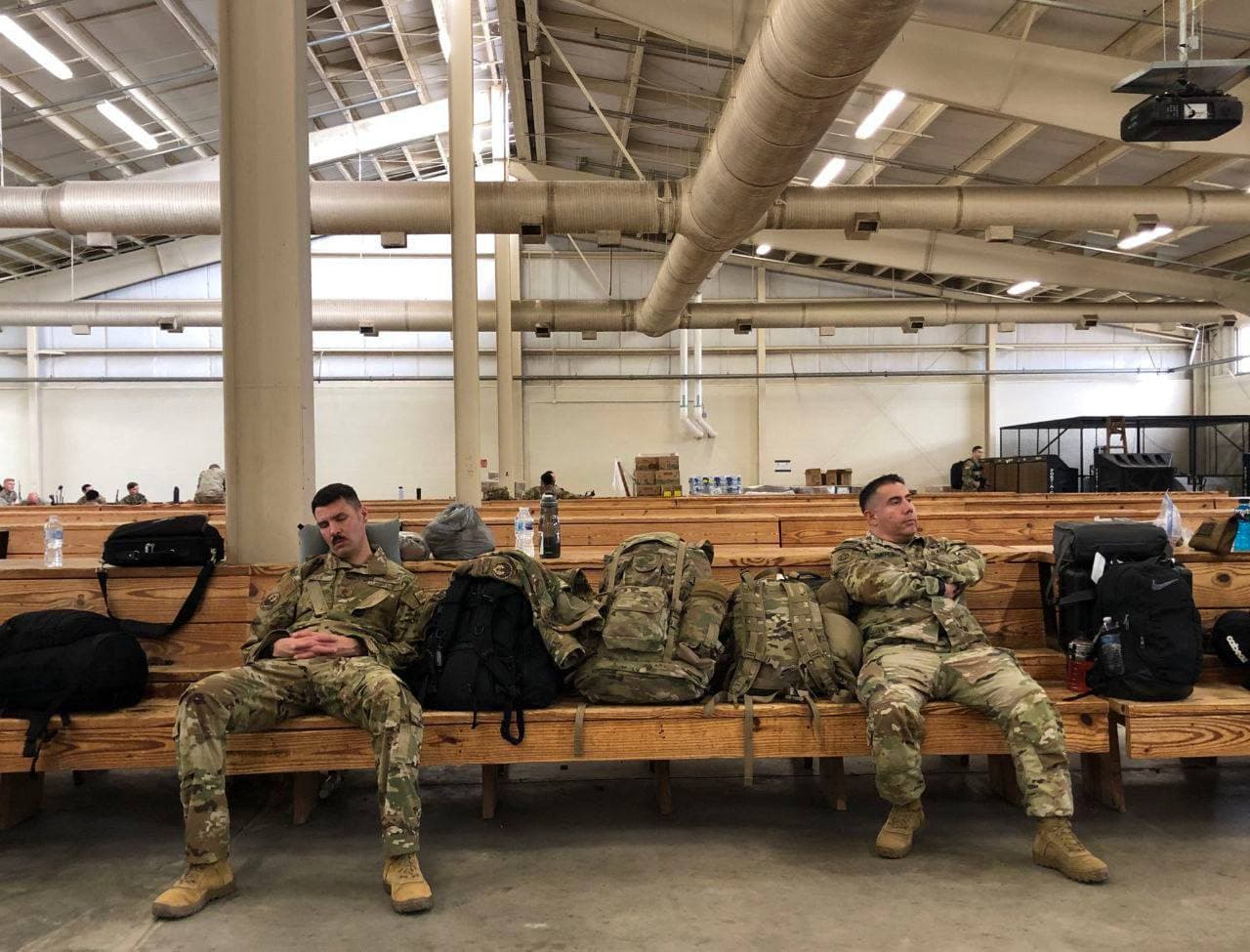 Пентагон приступил к переброске дополнительных войск в Европу