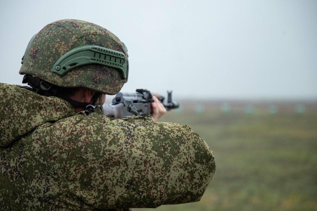 В непризнанном Приднестровье объявили военные сборы