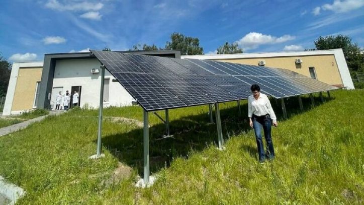 Маск передал Украине солнечные панели Tesla Powerwall