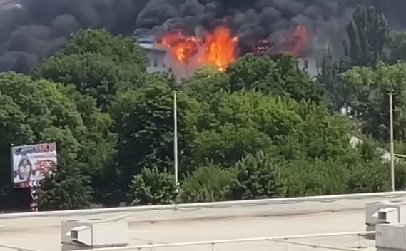 В Донецке взорвался российский склад боеприпасов (видео)