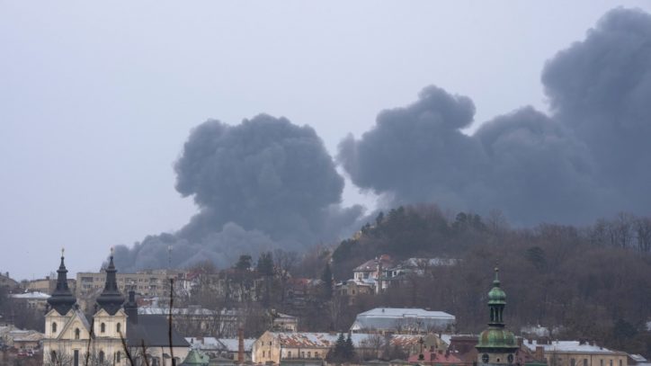 Во Львове из-за массированных ударов начались перебои со связью и электричеством