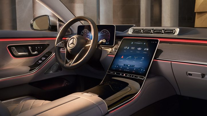 Новый премьер Малайзии отказался от Mercedes S600 ради сокращения расходов