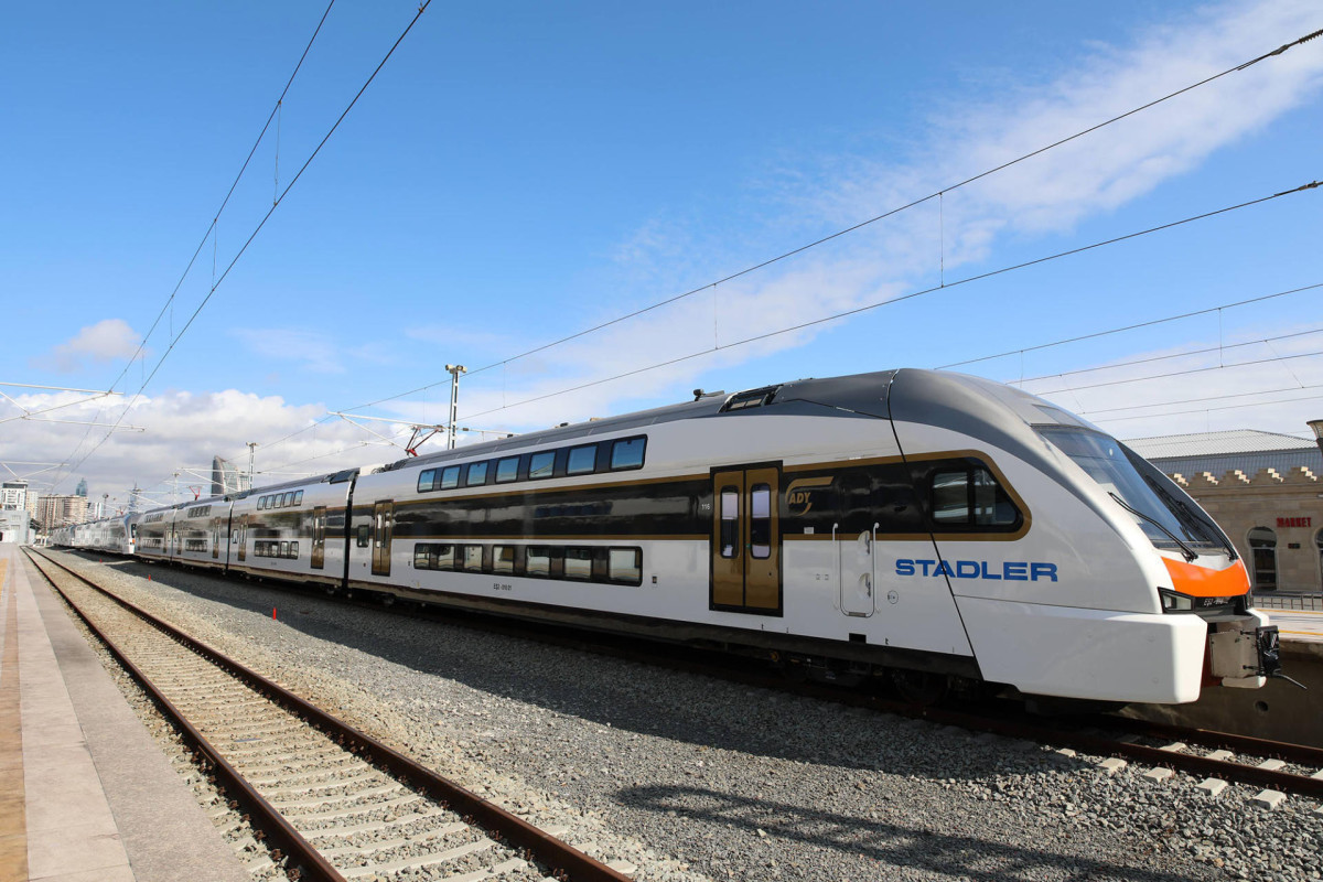 Азербайджан заключил контракт на приобретение 10 скоростных поездов Stadler