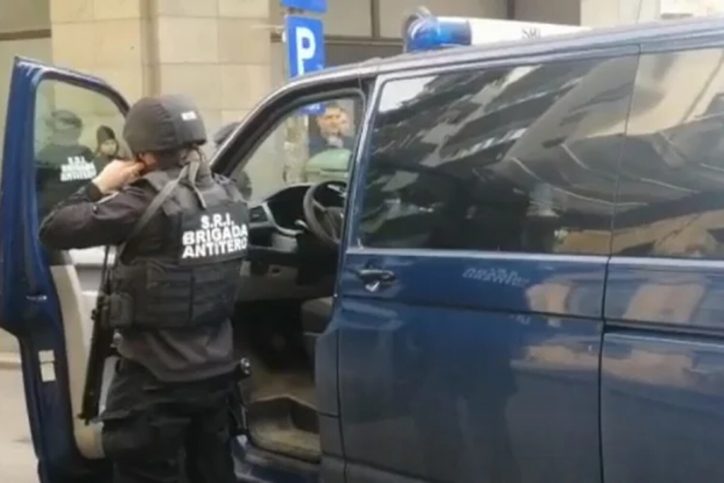 Посольство Украины в Бухаресте получило конверты с подозрительным содержимым