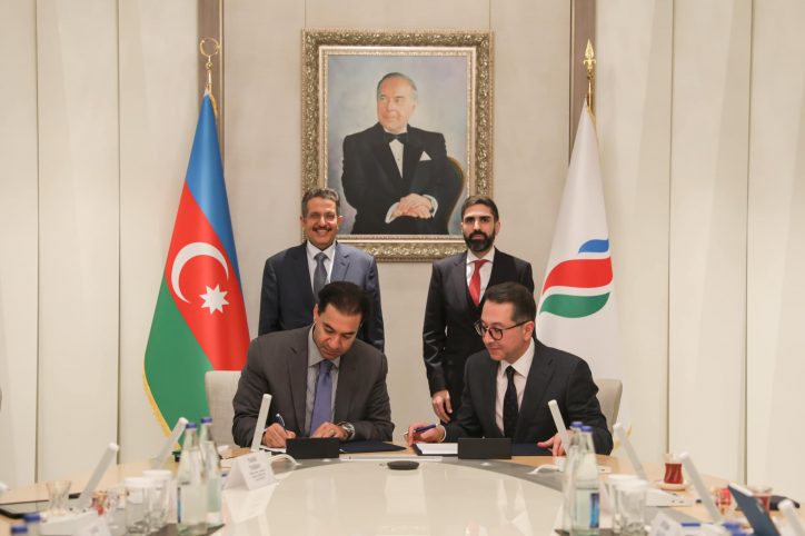 SOCAR и саудовская компания подписали соглашение по возобновляемым источникам энергии