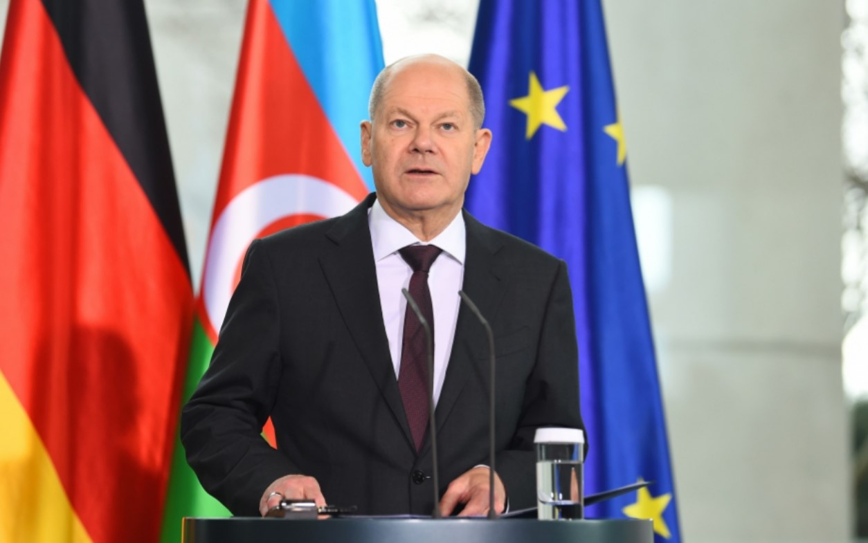 Шольц отметил важность партнерства Германии и ЕС с Азербайджаном