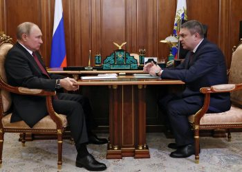 Главарь "ЛНР" пожаловался, что его неделю продержали взаперти (видео)