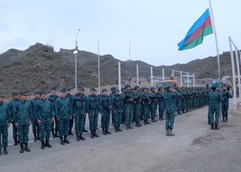 Как проходила церемония поднятия флага Азербайджана на КПП на границе с Арменией (видео)