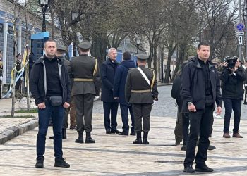 Столтенберг приехал в Киев (видео)