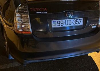 В Баку наркоман на Prius нарушал ПДД и развозил наркотики (фото)
