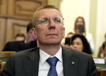 В Латвии президентом избрали открытого гея 89 В Латвии президентом избрали открытого гея