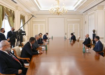 Ильхам Алиев принял председателя парламента Словакии