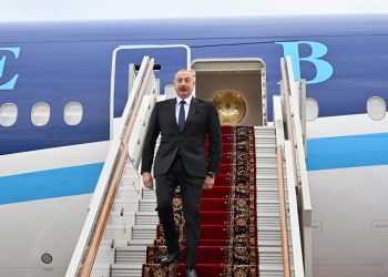Ильхам Алиев прибыл с рабочим визитом в Москву (фото) 57 Ильхам Алиев прибыл с рабочим визитом в Москву (фото)
