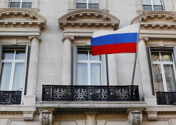 Германия закроет 4 российских консульства 90 Германия закроет 4 российских консульства
