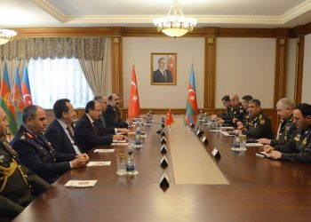 Баку и Анкара обсудили сотрудничество в области военного образования (фото)