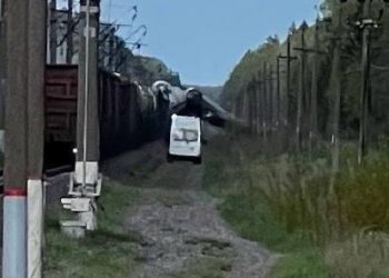 В Брянской области неизвестные подорвали поезд (фото, видео)