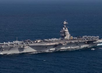 Экипаж американского авианосца на грани из-за затянувшейся миссии