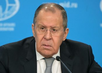 Лавров обвинил Ереван в обрушении отношений с Россией