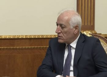 Хачатурян отметил важность признания целостности Азербайджана