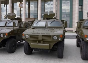 «Кадыровцы» получили китайские военные машины (видео)