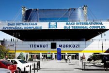 Свыше 20 тыс. человек почти одновременно покинули Баку