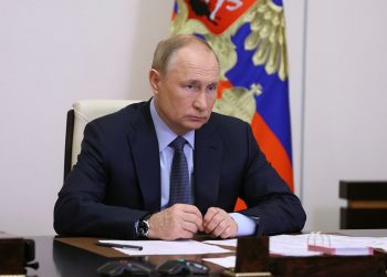 Путин выступит с обращением