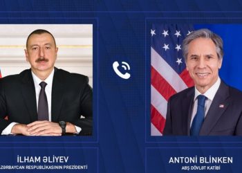 Президент Алиев проинформировал Блинкена об армянских провокациях на дороге Агдам-Ханкенди