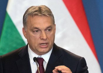 Орбан: наши деньги тачками вывозят в Украину