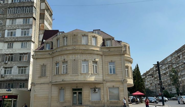 В Баку иранскую клинику закрыли за недочеты в работе (видео)