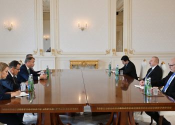 Алиев принял Клаара