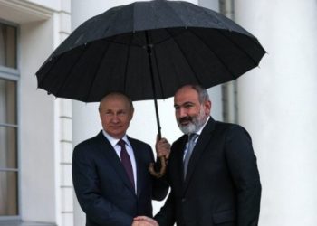 Пашинян позвонил Путину