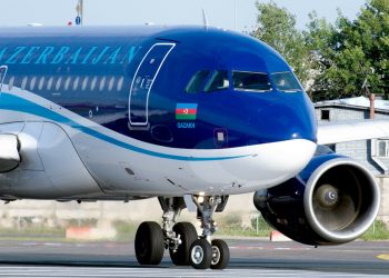 Авиапарк AZAL пополнится новыми самолетами 