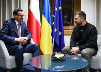 Моравецкий призвал Зеленского не доверять Германии и быть благодарным Польше 45 Моравецкий призвал Зеленского не доверять Германии и быть благодарным Польше