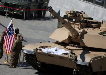 Пентагон анонсировал скорую доставку танков Abrams в Украину 3 Пентагон анонсировал скорую доставку танков Abrams в Украину