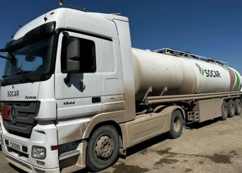 Из Агдама в Ханкенди отправлен еще один автомобиль SOCAR с топливом