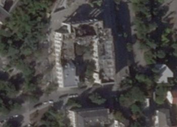 Обнародованы новые снимки последствий удара по штабу ЧФР в Крыму (обновлено)