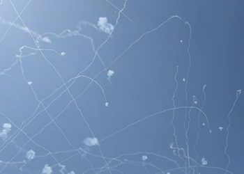 Совершена очередная ракетная атака Ирана на Израиль