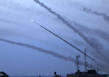 Израиль атакует столичный аэропорт Йемена