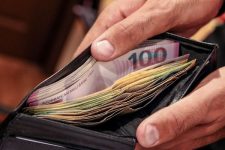 В Азербайджане вводят потолок для надбавок к зарплатам