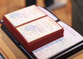В Азербайджане в мае не признали дипломы более 50 человек